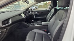 2017 (67) VAUXHALL INSIGNIA 2.0 Turbo D SRi Nav 5dr 5895627