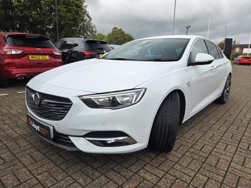 2017 (67) VAUXHALL INSIGNIA 2.0 Turbo D SRi Nav 5dr 5895610