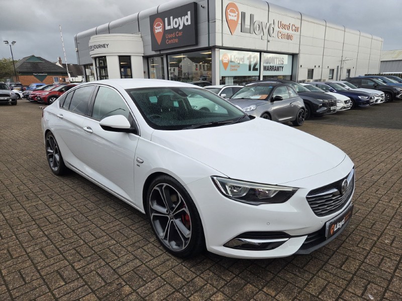 2017 (67) VAUXHALL INSIGNIA 2.0 Turbo D SRi Nav 5dr