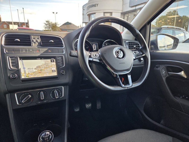 2016 (66) VOLKSWAGEN POLO 1.2 TSI Match 5dr 5868959