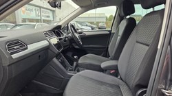 2018 (68) VOLKSWAGEN TIGUAN 2.0 TDi 150 SE 5dr 5867608