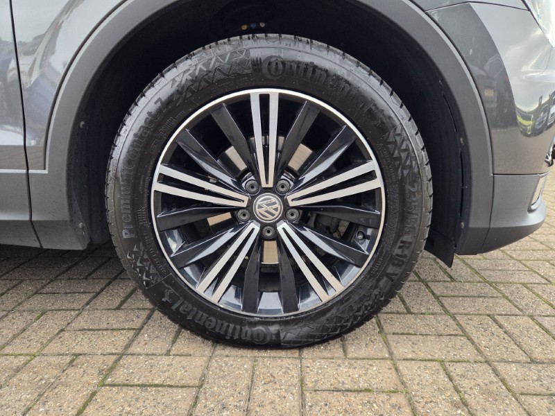 2018 (68) VOLKSWAGEN TIGUAN 2.0 TDi 150 SE 5dr 5867584