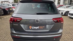 2018 (68) VOLKSWAGEN TIGUAN 2.0 TDi 150 SE 5dr 5867596
