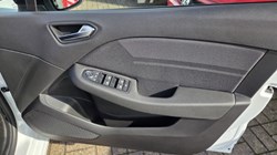 2025 (25) RENAULT CLIO 1.6 E-TECH full hybrid 145 Esprit Alpine 5dr Auto 5877000