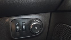 2019 (19) VAUXHALL ADAM 1.2i Griffin 3dr 5876836