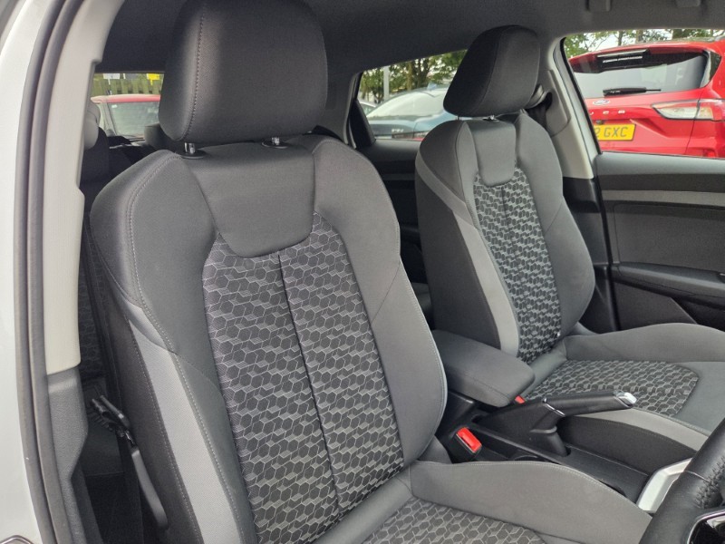 2020 (20) AUDI A1 30 TFSI Citycarver 5dr S Tronic 5895671