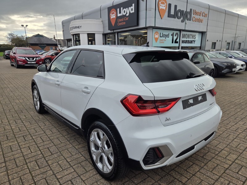 2020 (20) AUDI A1 30 TFSI Citycarver 5dr S Tronic 5895656