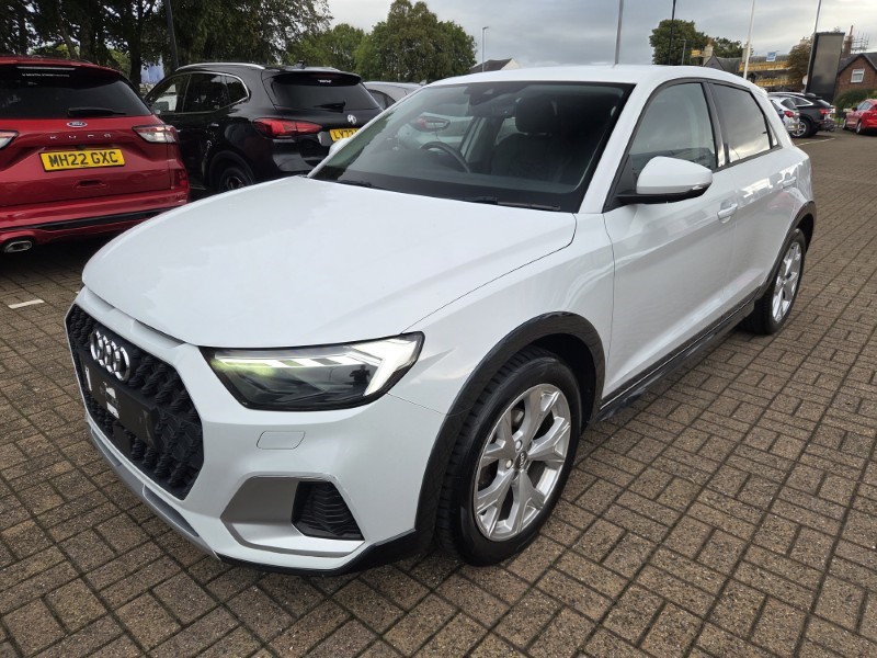 2020 (20) AUDI A1 30 TFSI Citycarver 5dr S Tronic 5895649