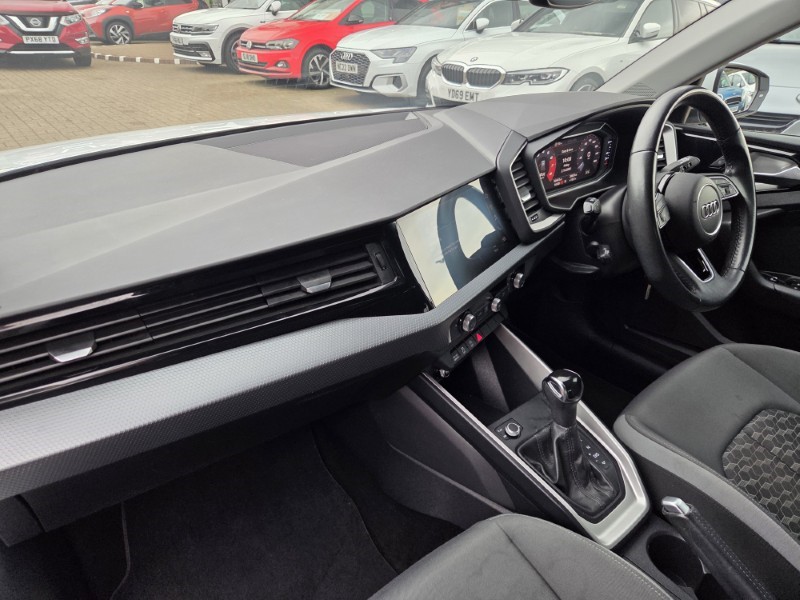 2020 (20) AUDI A1 30 TFSI Citycarver 5dr S Tronic 5895668