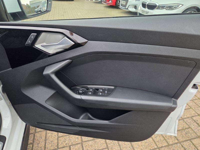 2020 (20) AUDI A1 30 TFSI Citycarver 5dr S Tronic 5895672