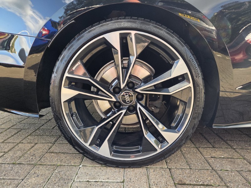 2022 (72) AUDI A5 40 TDI 204 Quattro Black Edition 2dr S Tronic 5866934