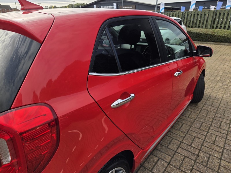 2020 (20) KIA PICANTO 1.25 GT-line S 5dr 5867180