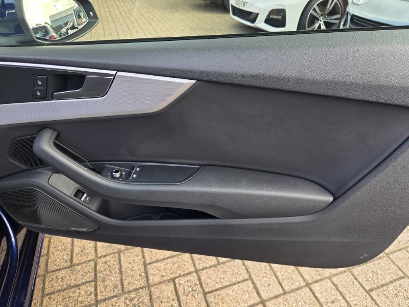 2021 (21) AUDI A5 35 TFSI Sport 2dr S Tronic 5887308