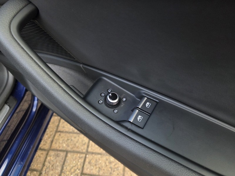 2021 (21) AUDI A5 35 TFSI Sport 2dr S Tronic 5887309