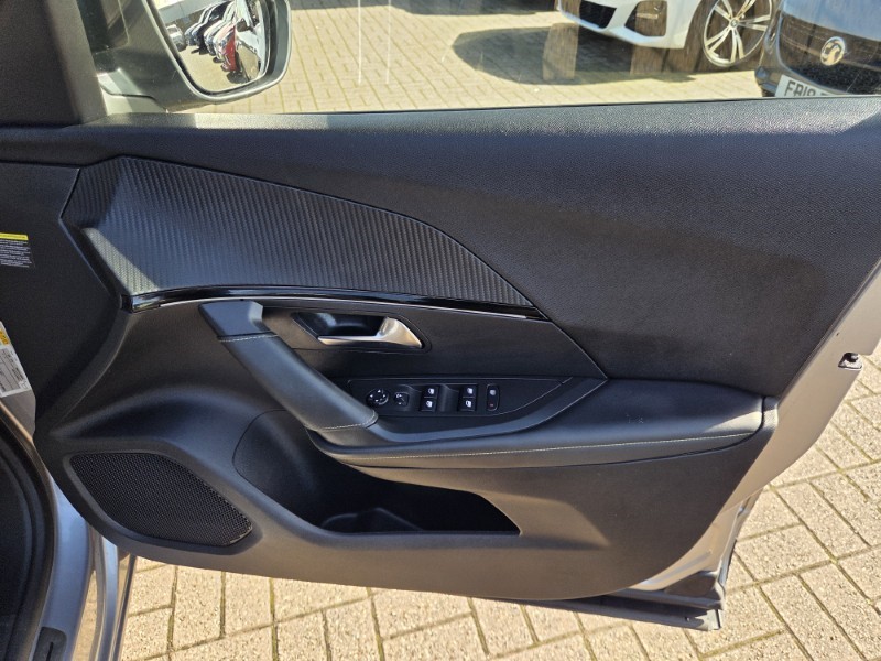 2020 (20) PEUGEOT 2008 1.2 PureTech 130 GT Line 5dr 5882980