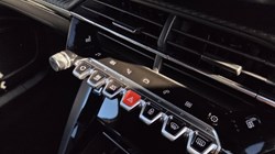 2020 (20) PEUGEOT 2008 1.2 PureTech 130 GT Line 5dr 5882987