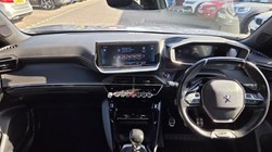 2020 (20) PEUGEOT 2008 1.2 PureTech 130 GT Line 5dr 5882972