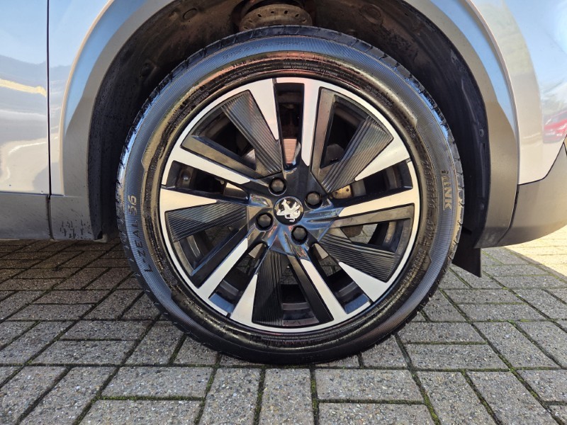 2020 (20) PEUGEOT 2008 1.2 PureTech 130 GT Line 5dr 5882952