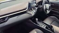 2017 (67) TOYOTA C-HR 1.8 Hybrid Excel 5dr CVT 5887628