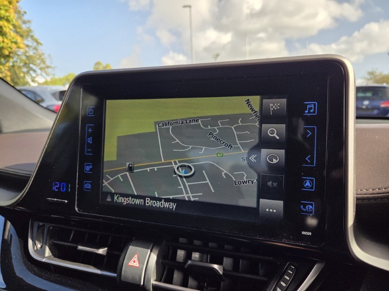 2017 (67) TOYOTA C-HR 1.8 Hybrid Excel 5dr CVT 5887642