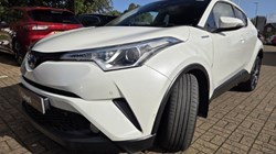 2017 (67) TOYOTA C-HR 1.8 Hybrid Excel 5dr CVT 5887612