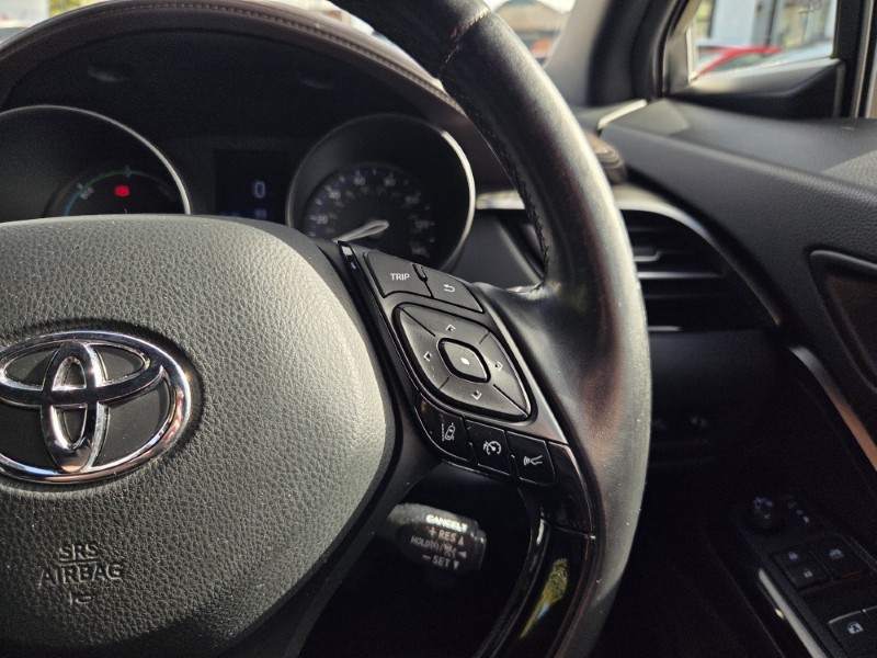 2017 (67) TOYOTA C-HR 1.8 Hybrid Excel 5dr CVT 5887636