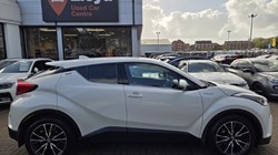 2017 (67) TOYOTA C-HR 1.8 Hybrid Excel 5dr CVT 5887604