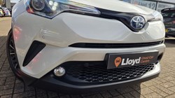 2017 (67) TOYOTA C-HR 1.8 Hybrid Excel 5dr CVT 5887611