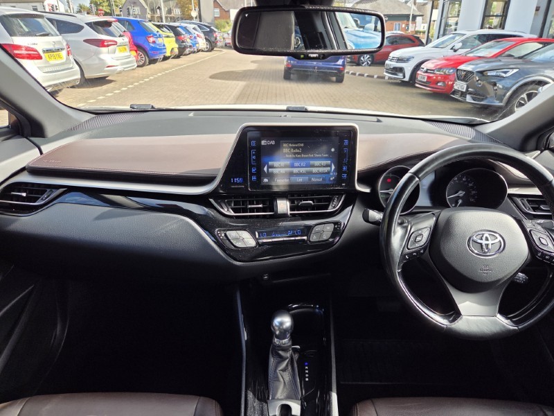 2017 (67) TOYOTA C-HR 1.8 Hybrid Excel 5dr CVT 5887624