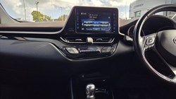 2017 (67) TOYOTA C-HR 1.8 Hybrid Excel 5dr CVT 5887626
