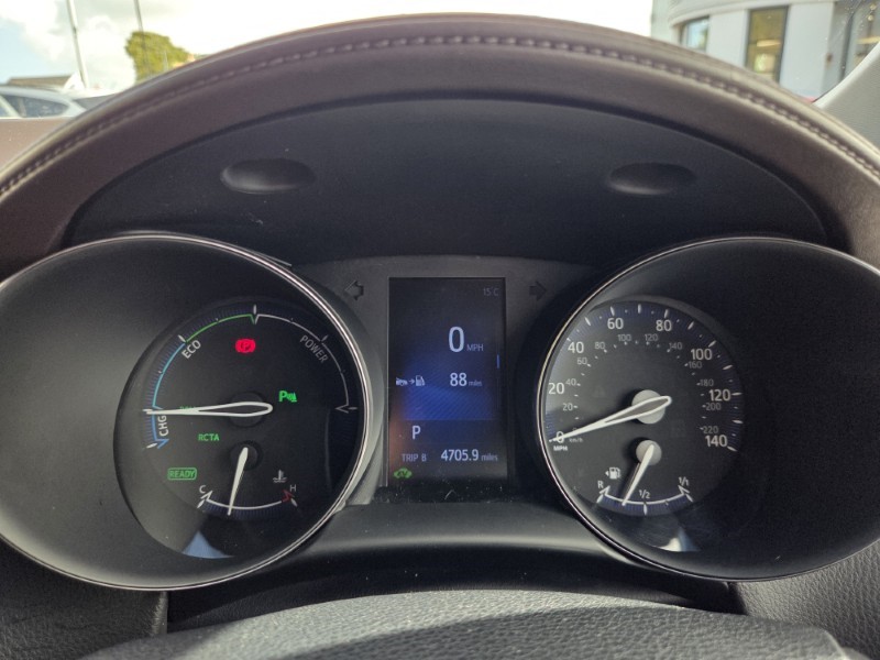 2017 (67) TOYOTA C-HR 1.8 Hybrid Excel 5dr CVT 5887644