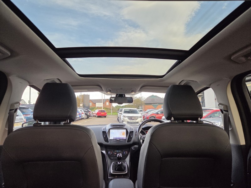 2019 (69) FORD KUGA 2.0 TDCi Titanium Edition 5dr 2WD 5877113