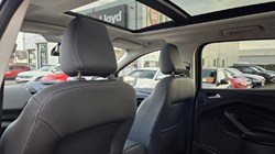 2019 (69) FORD KUGA 2.0 TDCi Titanium Edition 5dr 2WD 5877114