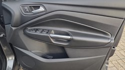 2019 (69) FORD KUGA 2.0 TDCi Titanium Edition 5dr 2WD 5877124