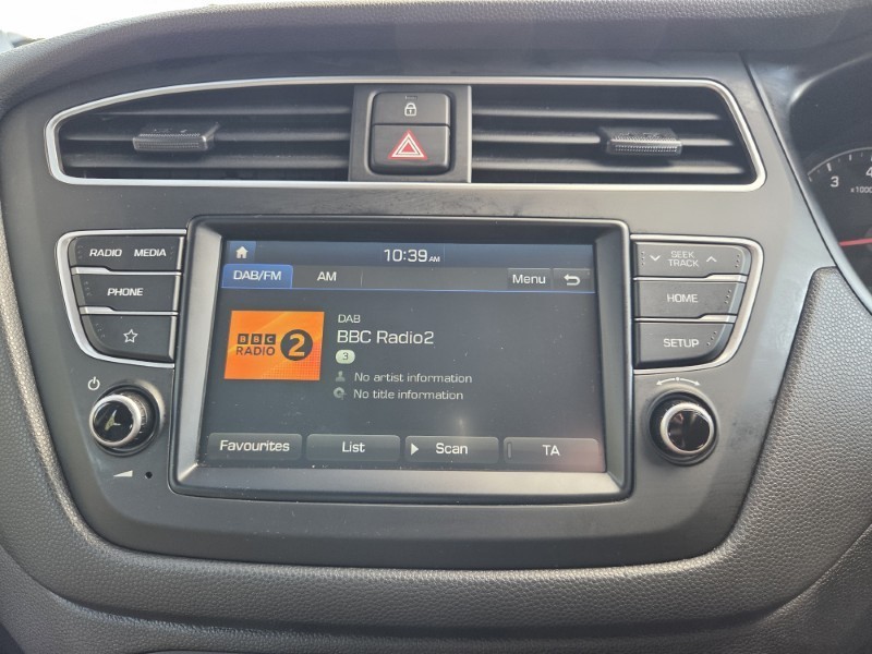 2019 (19) HYUNDAI I20 1.2 MPi SE 5dr 5876873