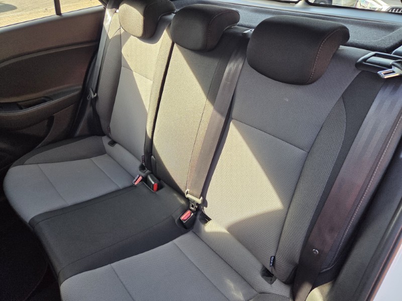 2019 (19) HYUNDAI I20 1.2 MPi SE 5dr 5876860