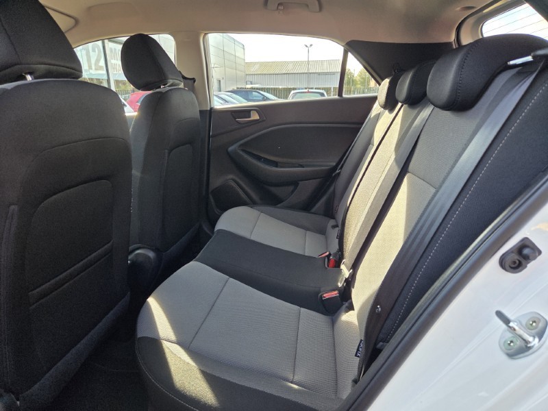 2019 (19) HYUNDAI I20 1.2 MPi SE 5dr 5876856
