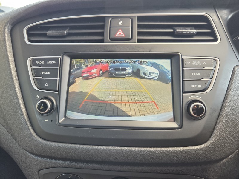 2019 (19) HYUNDAI I20 1.2 MPi SE 5dr 5876875