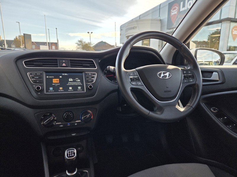 2019 (19) HYUNDAI I20 1.2 MPi SE 5dr 5876858