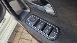 2019 (19) MERCEDES-BENZ A CLASS A200d AMG Line 5dr Auto 5883152
