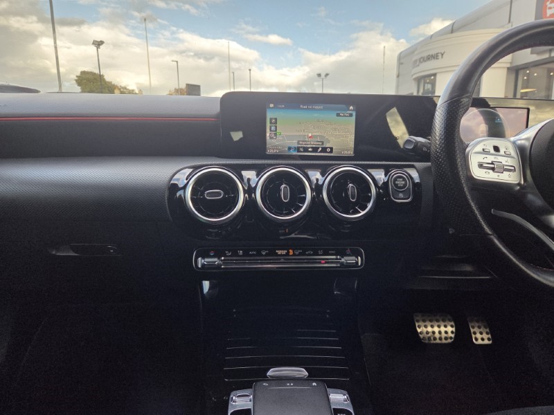 2019 (19) MERCEDES-BENZ A CLASS A200d AMG Line 5dr Auto 5883146