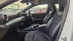 2019 (19) MERCEDES-BENZ A CLASS A200d AMG Line 5dr Auto 5883148
