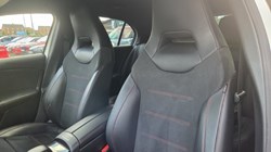 2019 (19) MERCEDES-BENZ A CLASS A200d AMG Line 5dr Auto 5883149
