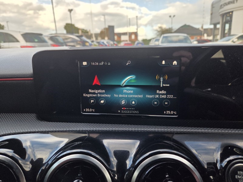 2019 (19) MERCEDES-BENZ A CLASS A200d AMG Line 5dr Auto 5883160