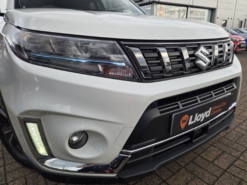 2023 (23) SUZUKI VITARA 1.4 Boosterjet 48V Hybrid SZ5 5dr 5877021