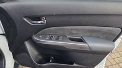 2023 (23) SUZUKI VITARA 1.4 Boosterjet 48V Hybrid SZ5 5dr 5877042