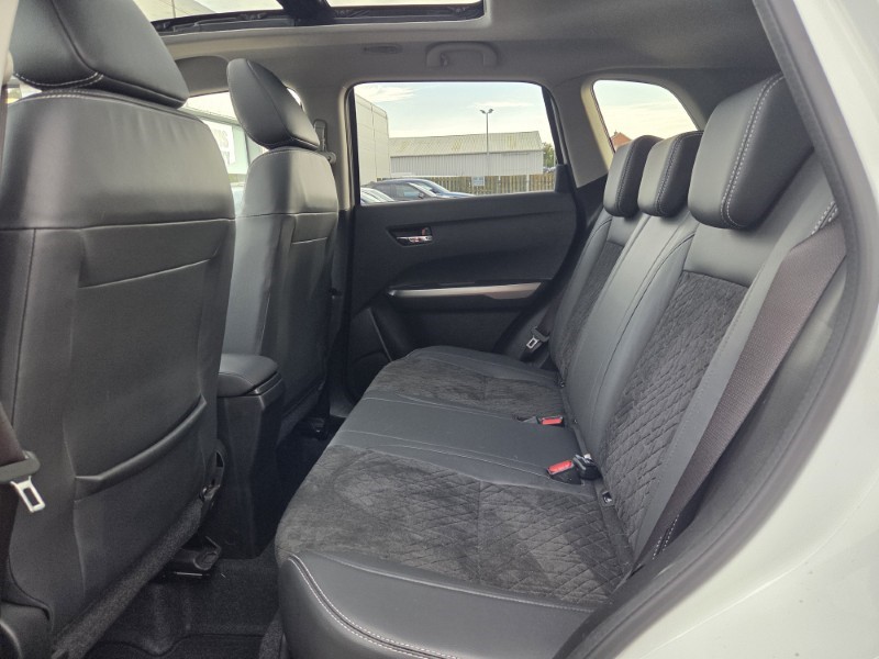 2023 (23) SUZUKI VITARA 1.4 Boosterjet 48V Hybrid SZ5 5dr 5877033