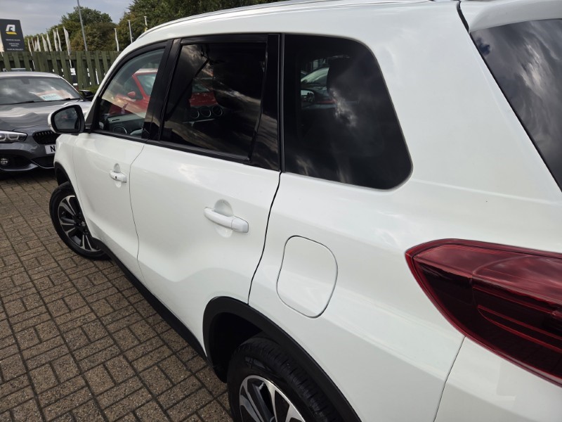 2023 (23) SUZUKI VITARA 1.4 Boosterjet 48V Hybrid SZ5 5dr 5877023