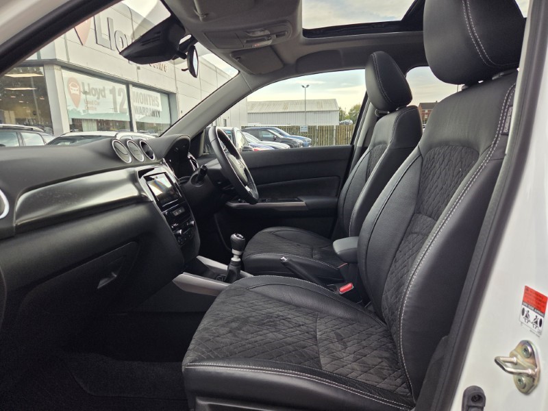 2023 (23) SUZUKI VITARA 1.4 Boosterjet 48V Hybrid SZ5 5dr 5877039