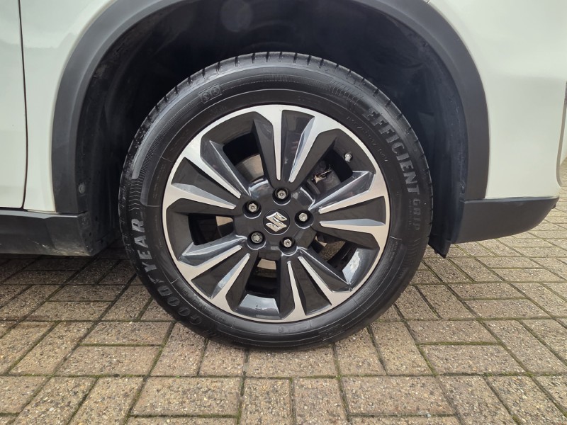 2023 (23) SUZUKI VITARA 1.4 Boosterjet 48V Hybrid SZ5 5dr 5877015